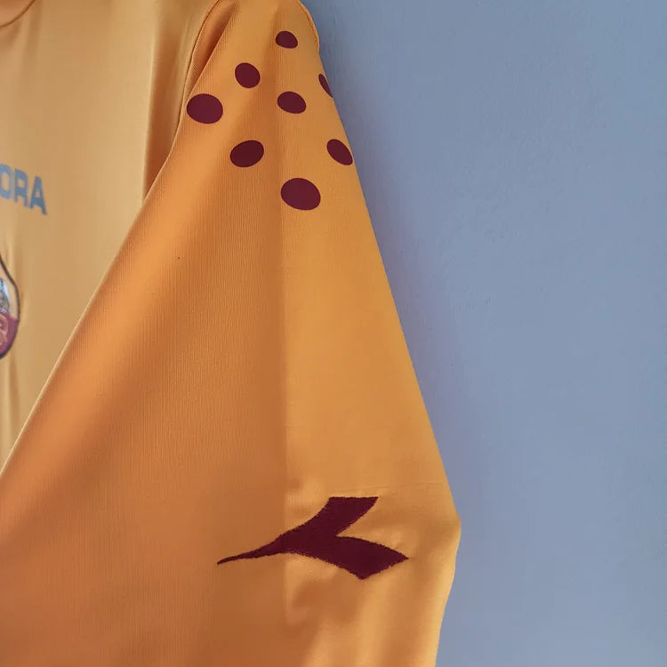 2005/06 Roma Second Away Retro Jersey