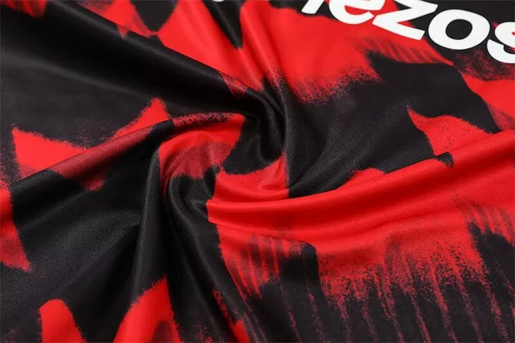 25/26 Manchester United red and black long-sleeved training suit