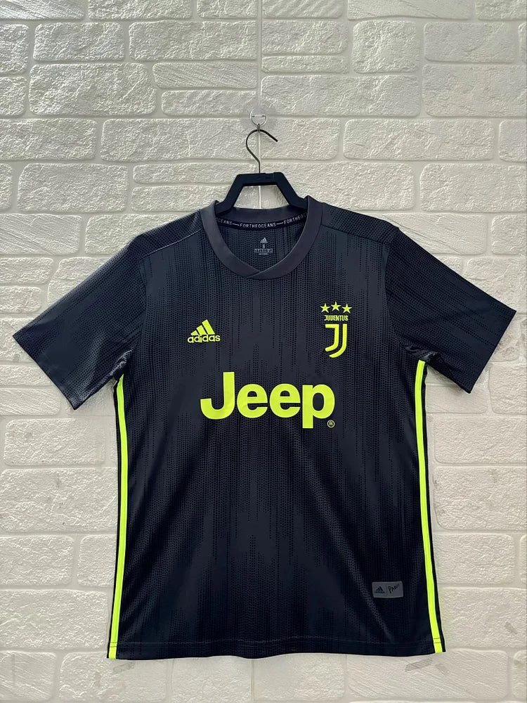 2018/19 Juventus Away Jersey