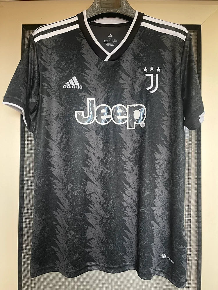 2022/23 Juventus Away Shirt