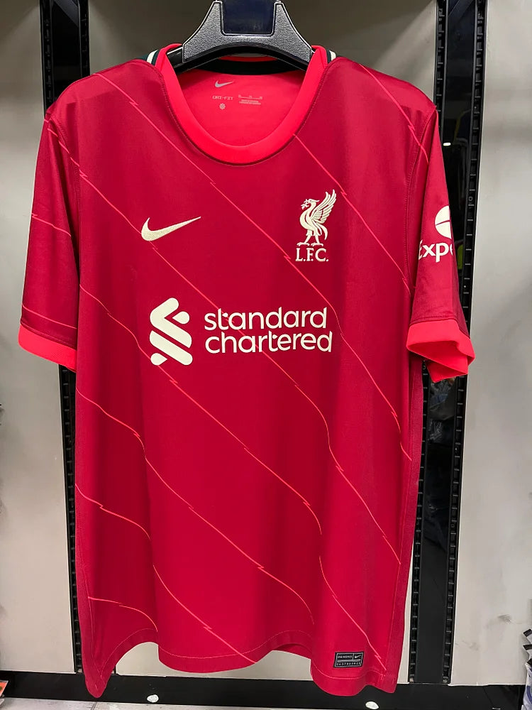 2021/22 Liverpool home jersey.