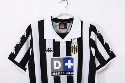 1999/00 Juventus Home Retro Shirt