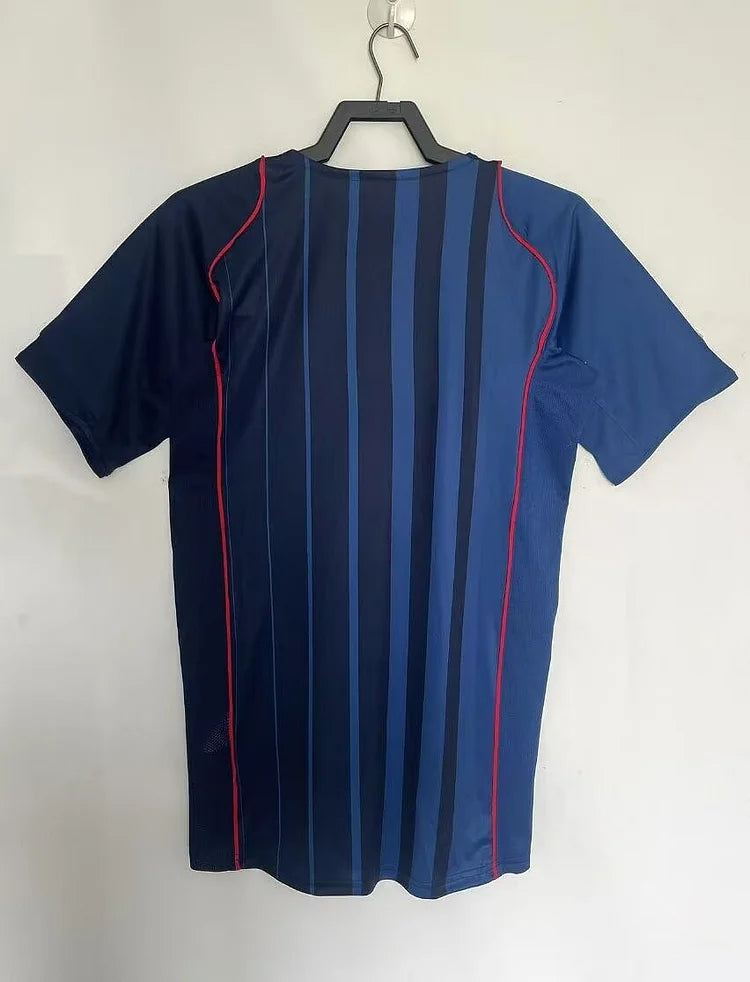 2004/05 Barcelona Away Retro Jersey
