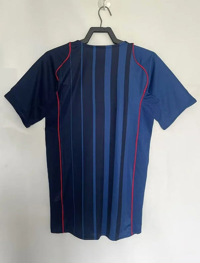 2004/05 Barcelona Away Retro Jersey