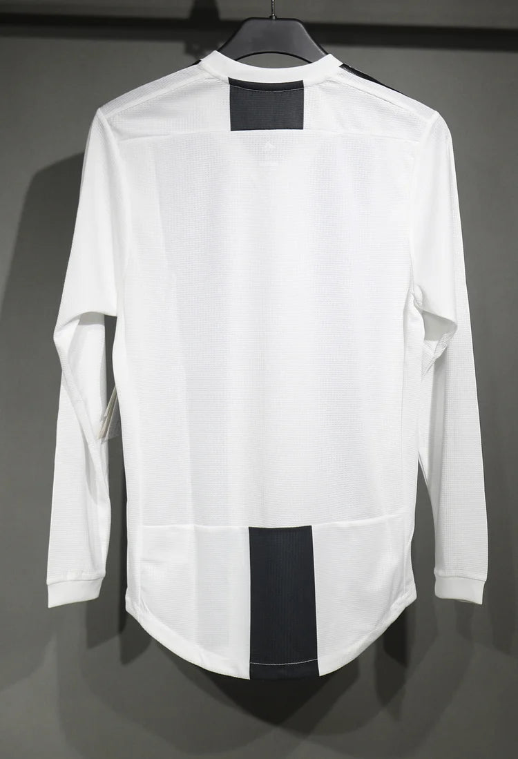 2018/19 Juventus Home Long Sleeve - Player Edition