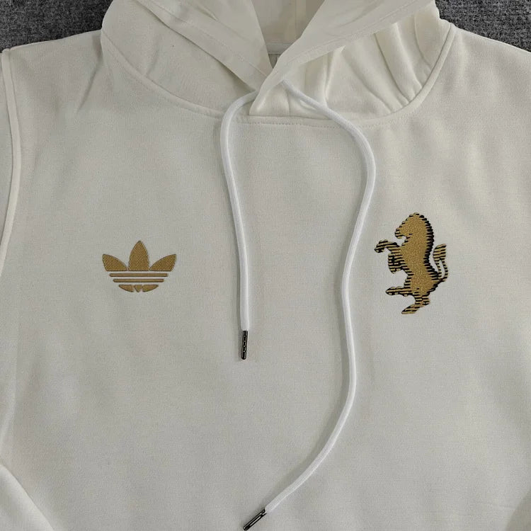 Juventus Retro Casual Sweater