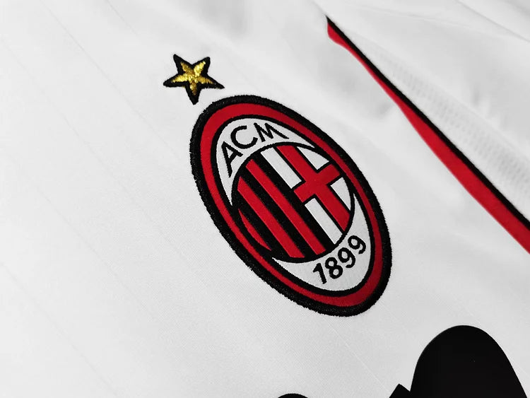 2006/07 AC Milan Away Retro Shirt