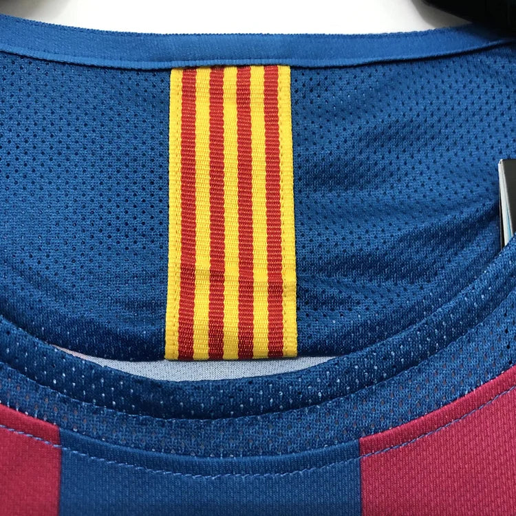 2005/06 Barcelona Home Long Sleeve - League Edition
