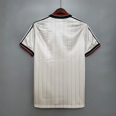 1983/84 Manchester United third away retro kit