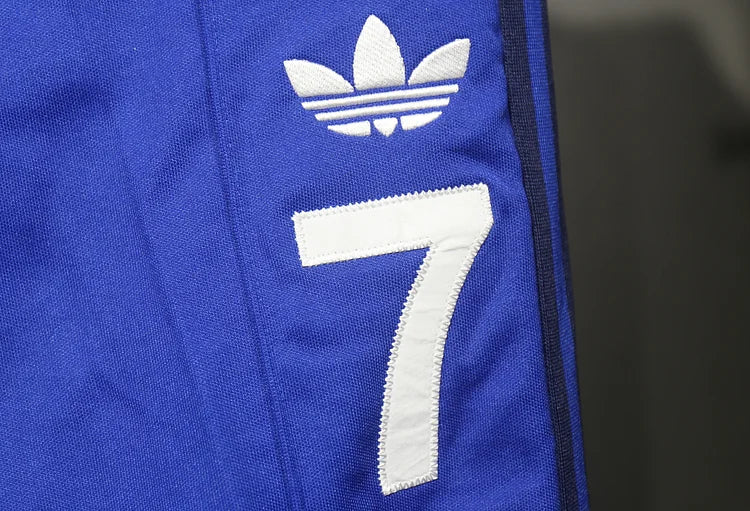 2024/25 Manchester United Trefoil Retro Jacket Blue Kit