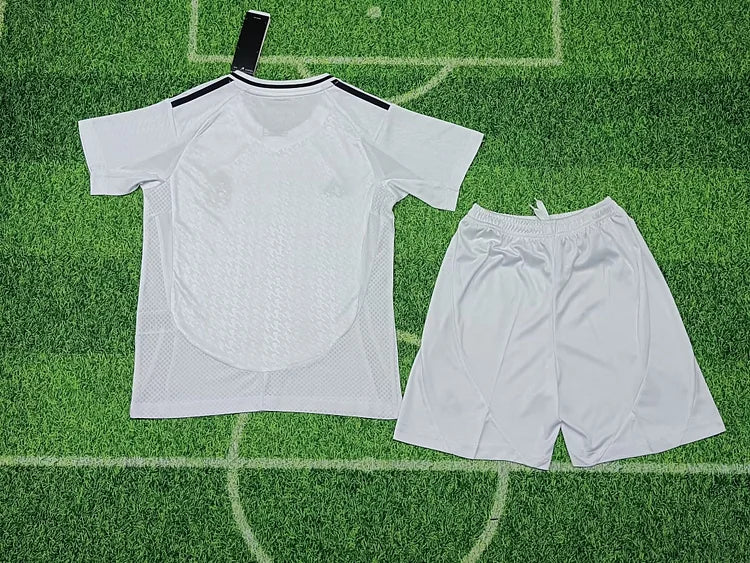 2024/25 Real Madrid Home - Kids Kit.