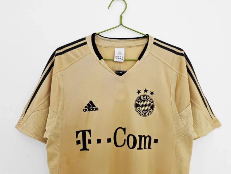 2004/05 Bayern Munich Away Retro Jersey