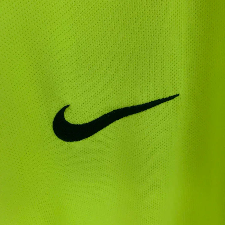 2005/06 Barcelona Away Long Sleeve Shirt