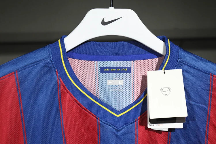 2009/10 Barcelona Home Jersey - Player Edition
