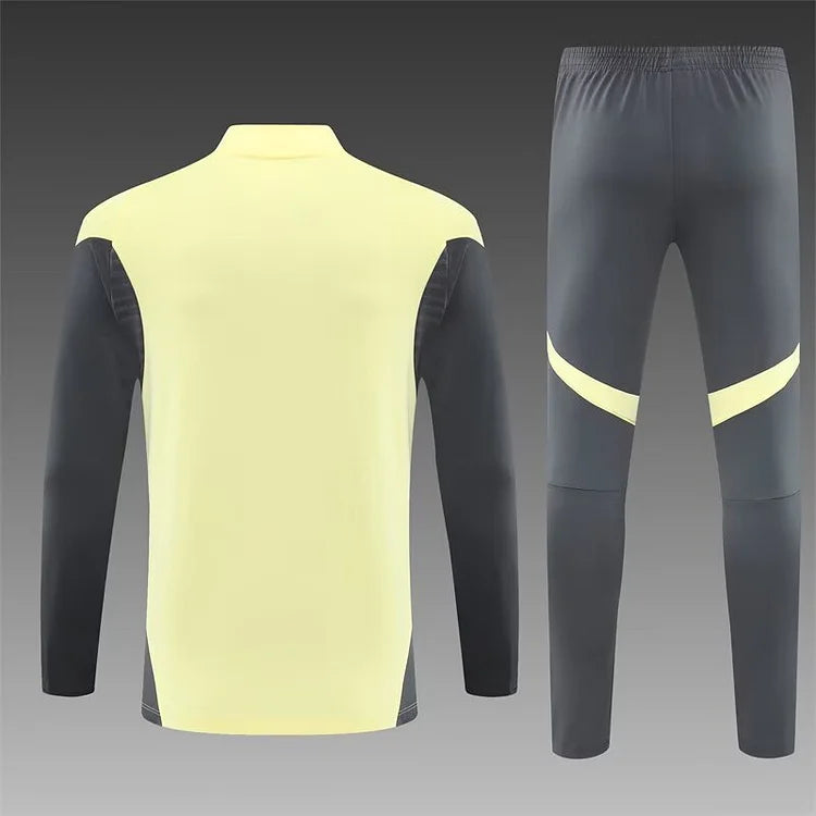 2025/2026 Real Madrid Half-Pulled Training Suit