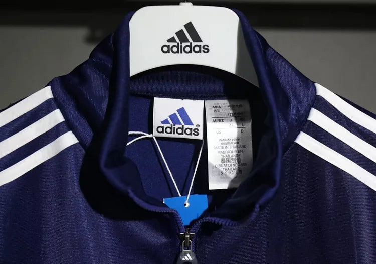 25/26 Real Madrid Retro Sportswear