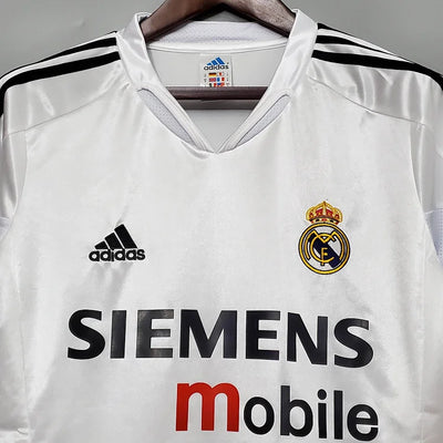 2004/05 Real Madrid home retro jersey.