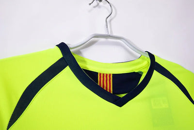 2005/06 Barcelona Away Kit
