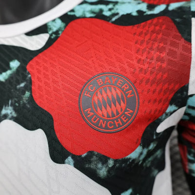 2025/26 Bayern Training Shirt - Player Edition