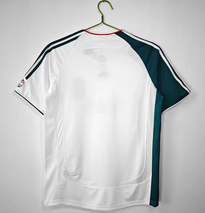 2006/07 Liverpool Second away jersey