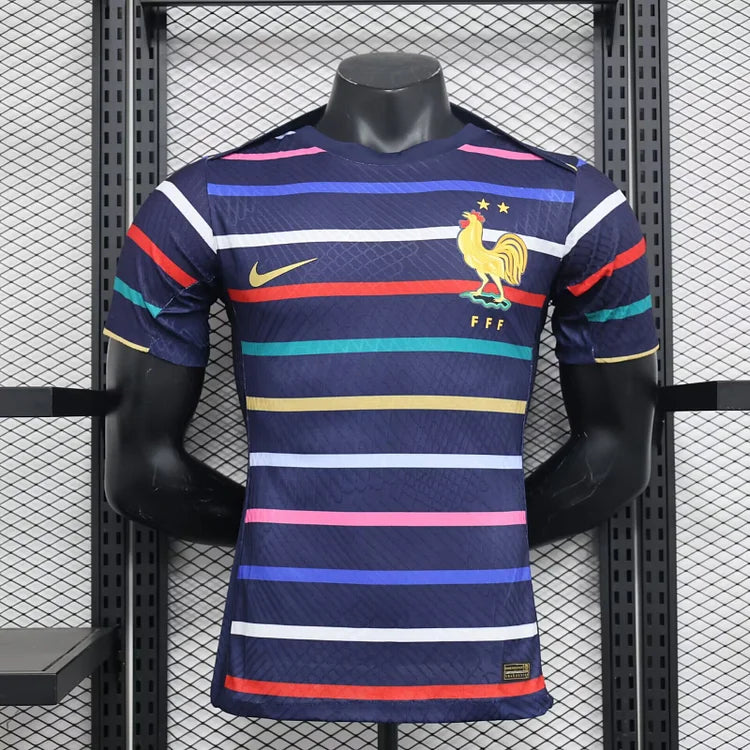 2024/25 France training shirt - player version.