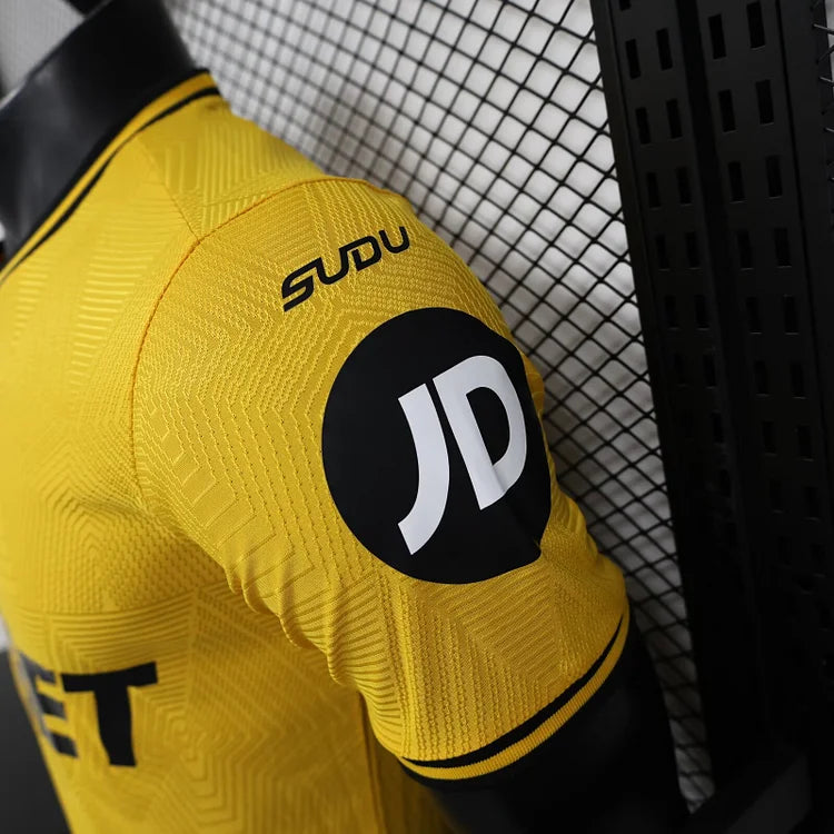2024/25 Wolves Home Shirt - Player Version