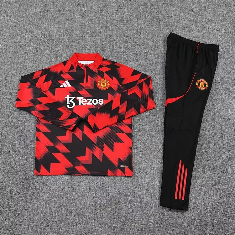2025/2026 Manchester United Red And Black Long-Sleeved Training Suit