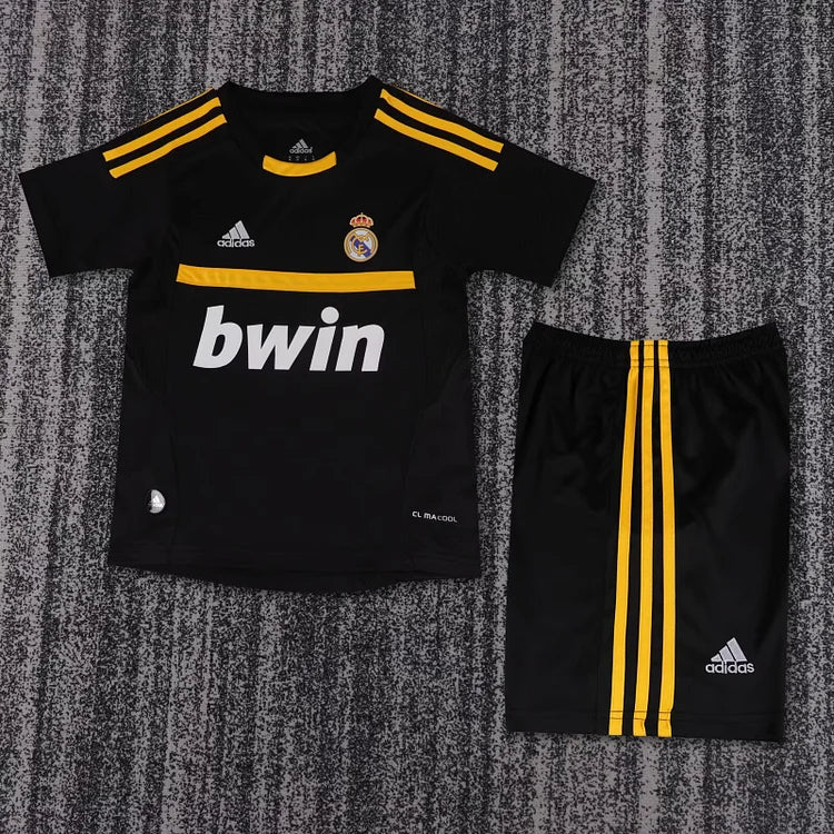 2011/12 Real Madrid Goalkeeper Black - Kids Kit