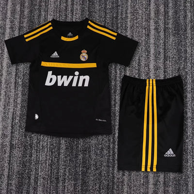 2011/12 Real Madrid Goalkeeper Black - Kids Kit