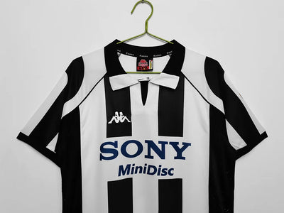 1997/98 Juventus Home Retro Shirt