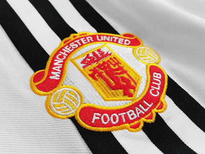 1975/80 Manchester United Away Retro Shirt