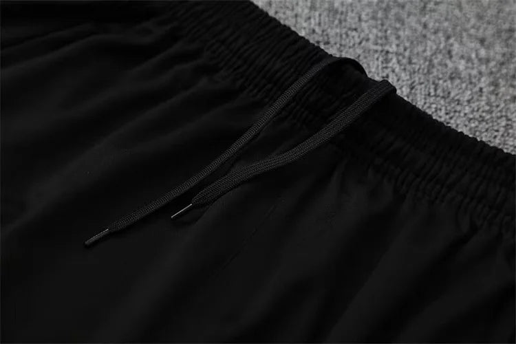 25/26 Liverpool white long-sleeved training suit