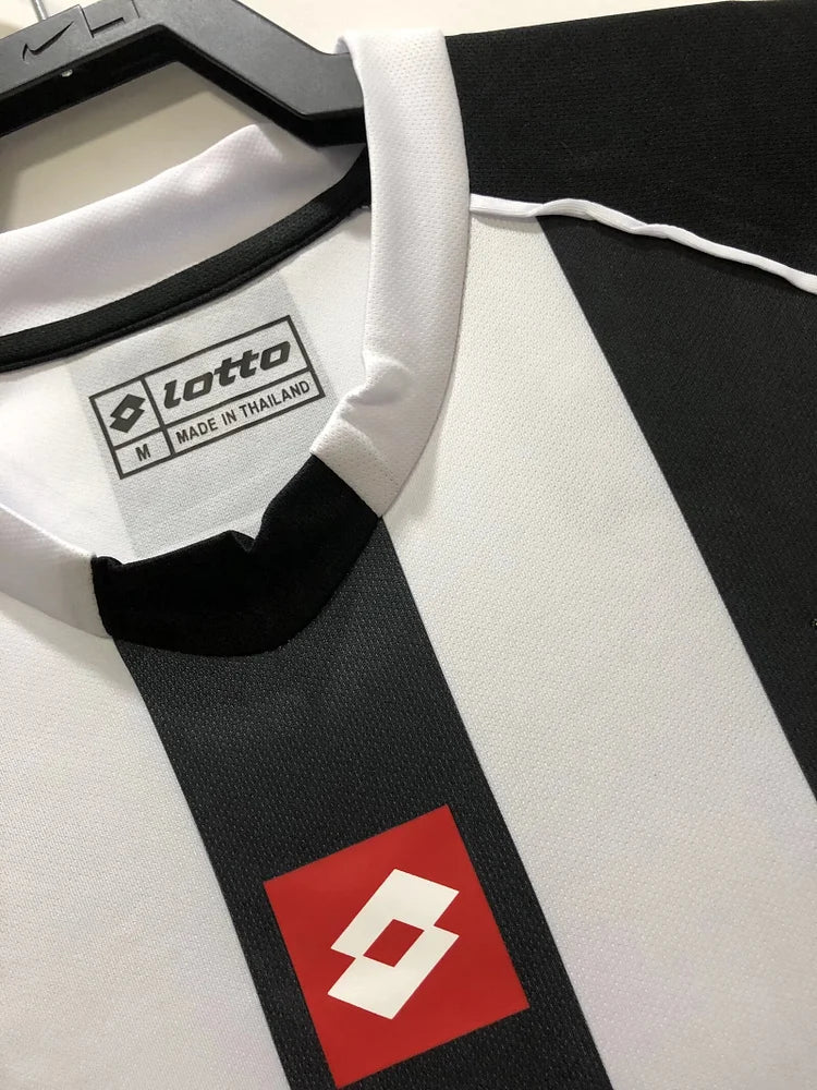 2002/03 Juventus home retro jersey