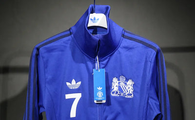 2024/25 Manchester United Trefoil Retro Jacket Blue Kit