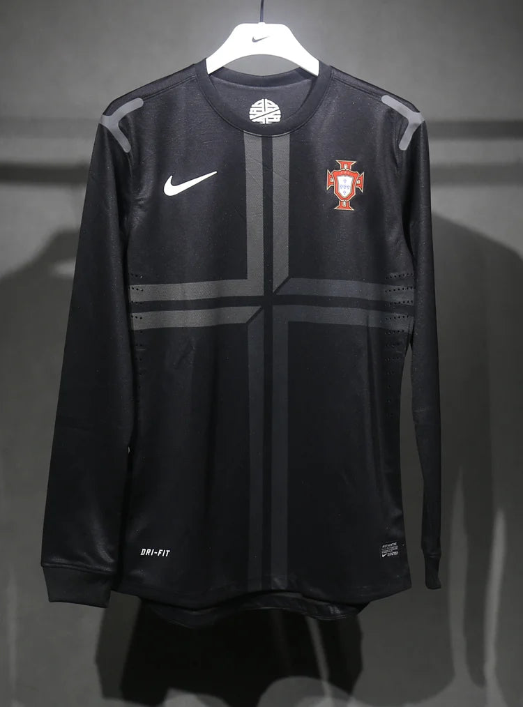 2013 Portugal Away Long Sleeve - Player Edition