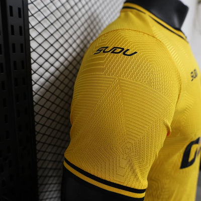 2024/25 Wolves Home Shirt - Player Version