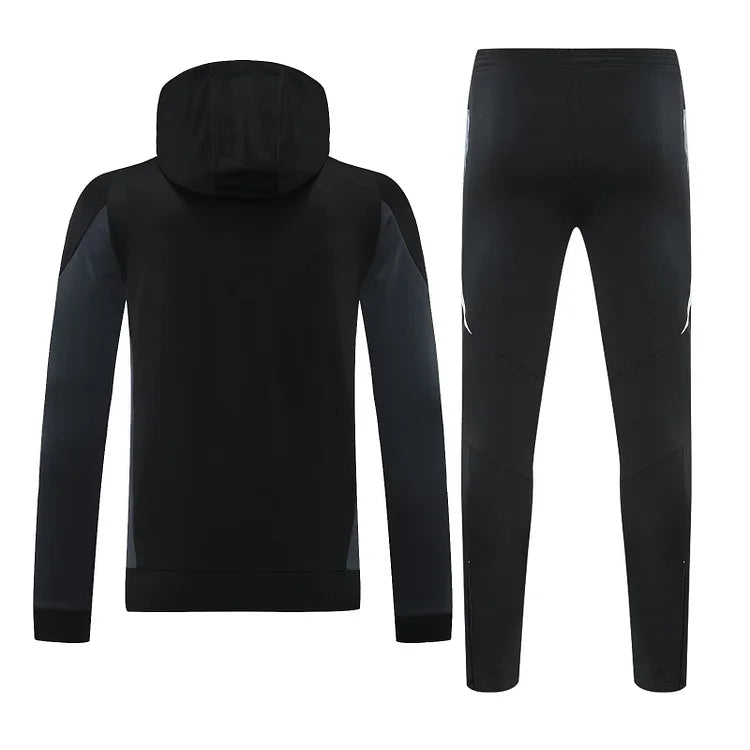 2024/25 Manchester United Hooded Training Kit -