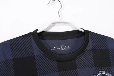 2013/14 Manchester United Away Retro Jersey