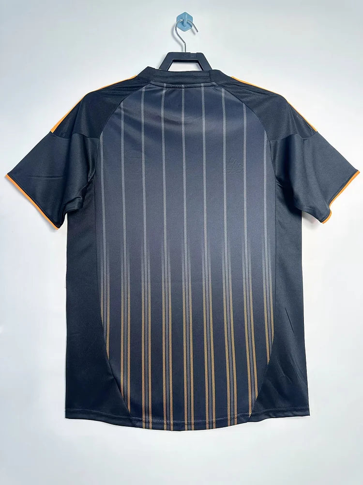 2010/11 Chelsea Second Away Retro Shirt