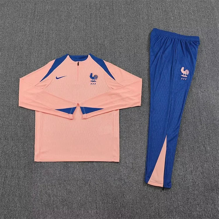 2025/2026 French Light Pink Long Sleeve Training Shirt -