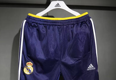 25/26 Real Madrid Retro Sportswear