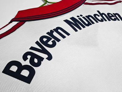 1998/99 Bayern Munich Away Retro Jersey