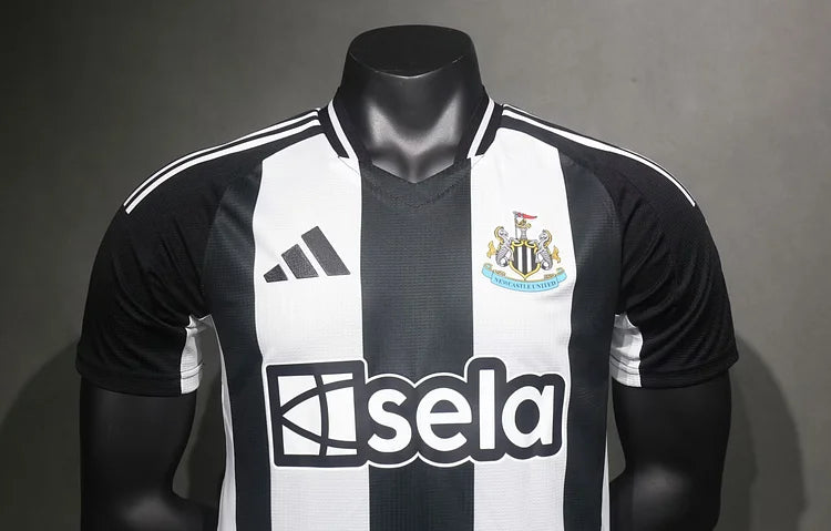 2024/25 Newcastle United Home Player Jersey 1:1 Thailand Quality