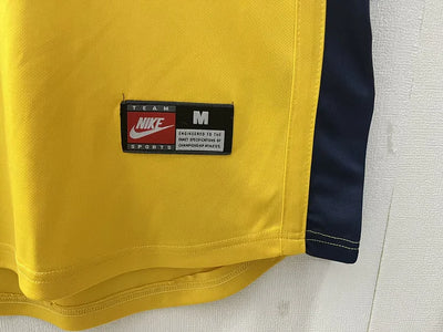 2000/01 Arsenal away jersey