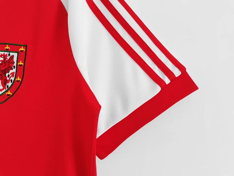 1982 Wales home retro jersey 1:1 Thai quality