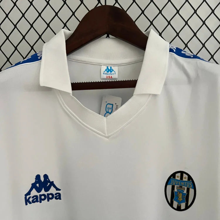 1990/92 Juventus Retro Jersey