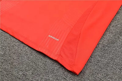 2024/25 Manchester United orange long sleeve training kit
