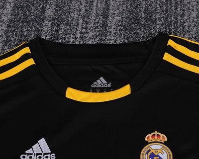 2011/12 Real Madrid Goalkeeper Black - Kids Kit