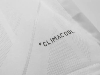 2017/18 Real Madrid retro home jersey.