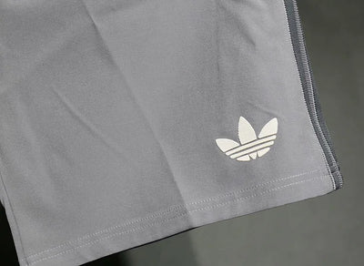 24/25 Real Madrid second away shorts player version